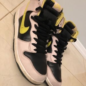 Ms. Piggy Nike SB Dunk Highs